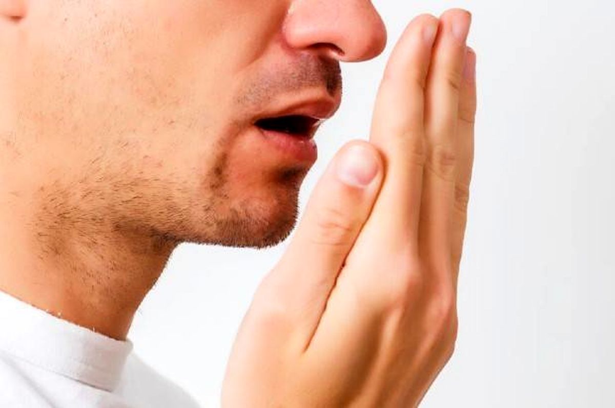 بررسی عوامل تاثیر گذار در علت بوی بد دهان بعد از عمل اسلیو معده